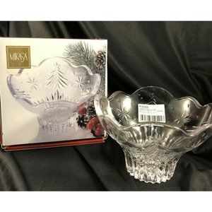 Mikasa Christmas Night New NIB 6" Footed Bowl WY601/810 Holiday Tree Scalloped